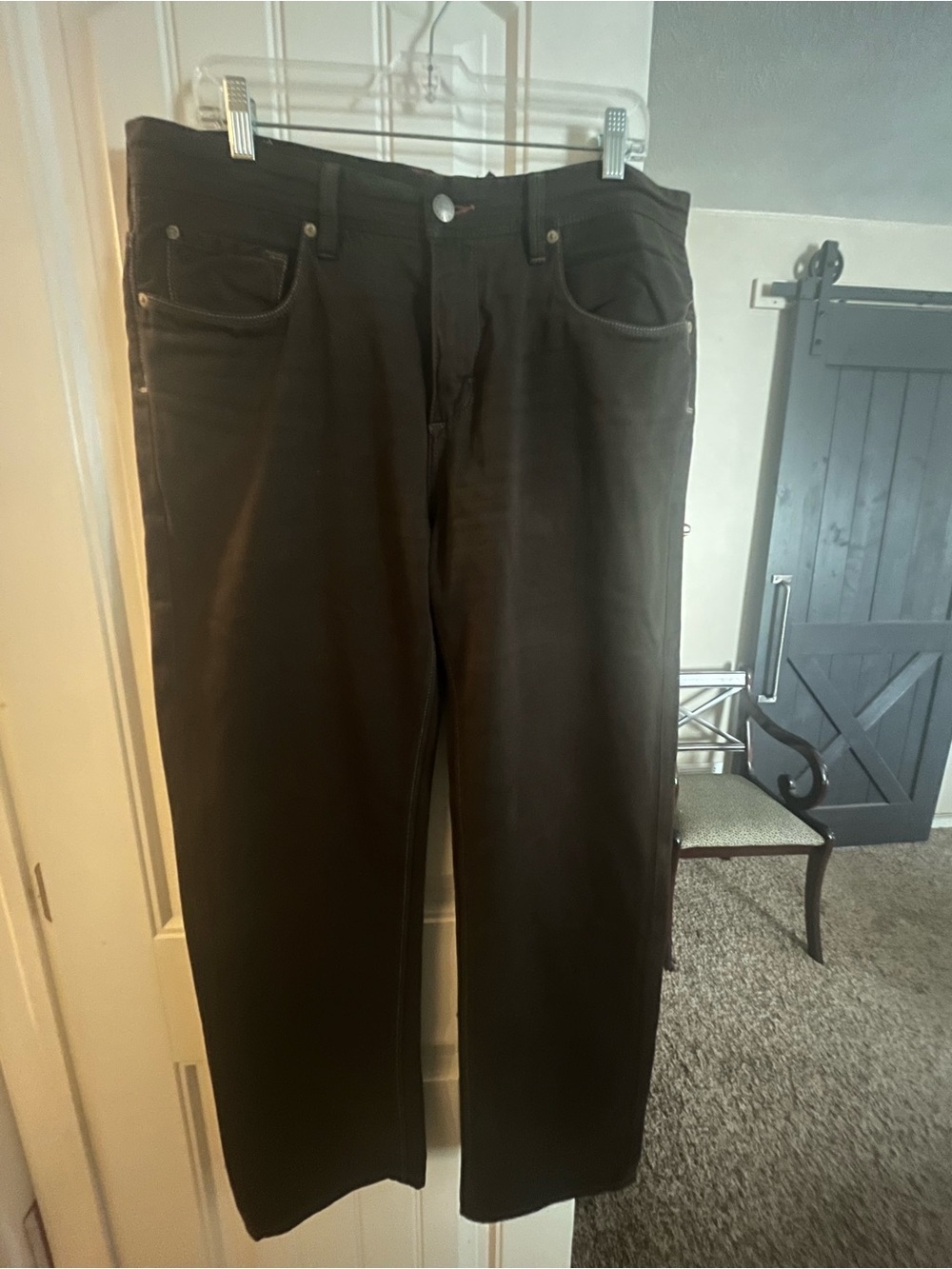 Tommy Bahama Men's Dark Brown Relaxed Jeans, 35x32